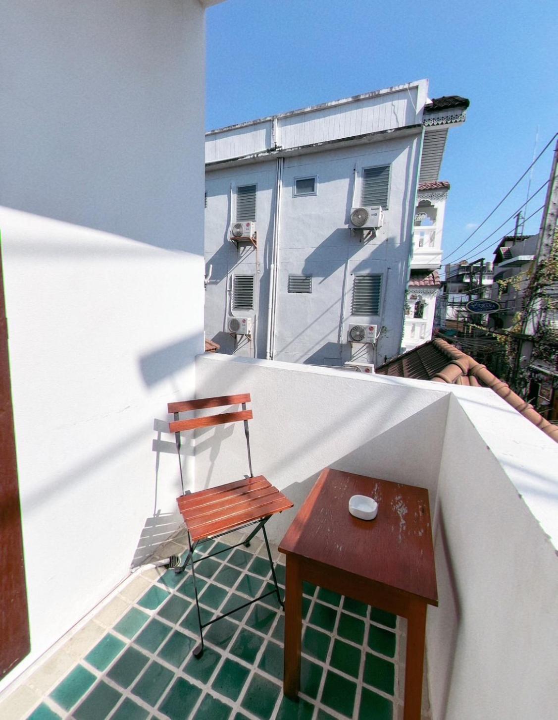 Sripat Guesthouse Sha Extra Plus Чиангмай Экстерьер фото